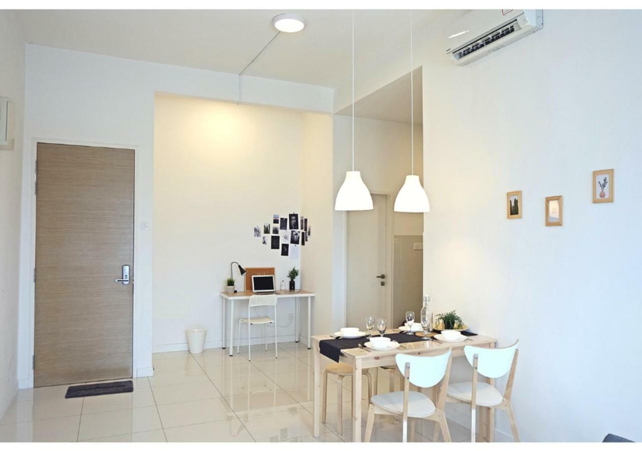 Puchong Skypod Residence, 1-5 Pax Cozy Unit, Walking Distance To Ioi Mall, 10Min Drive To Sunway Exterior photo